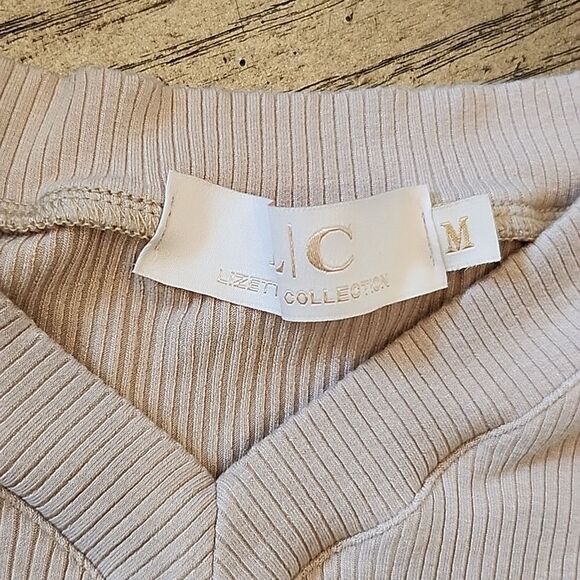 Tan long sleeve ribbed body suit size M - Picture 3 of 8